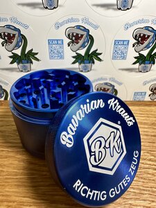 Bavarian Krauts Alu Grinder blau "RICHTIG GUTES ZEUG"